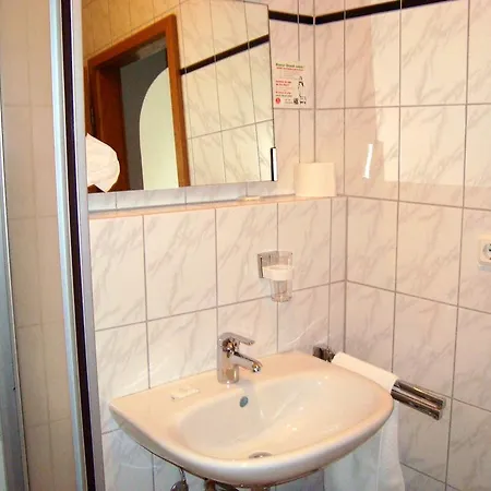Hotel-restaurant Handelshof Guest house 3*